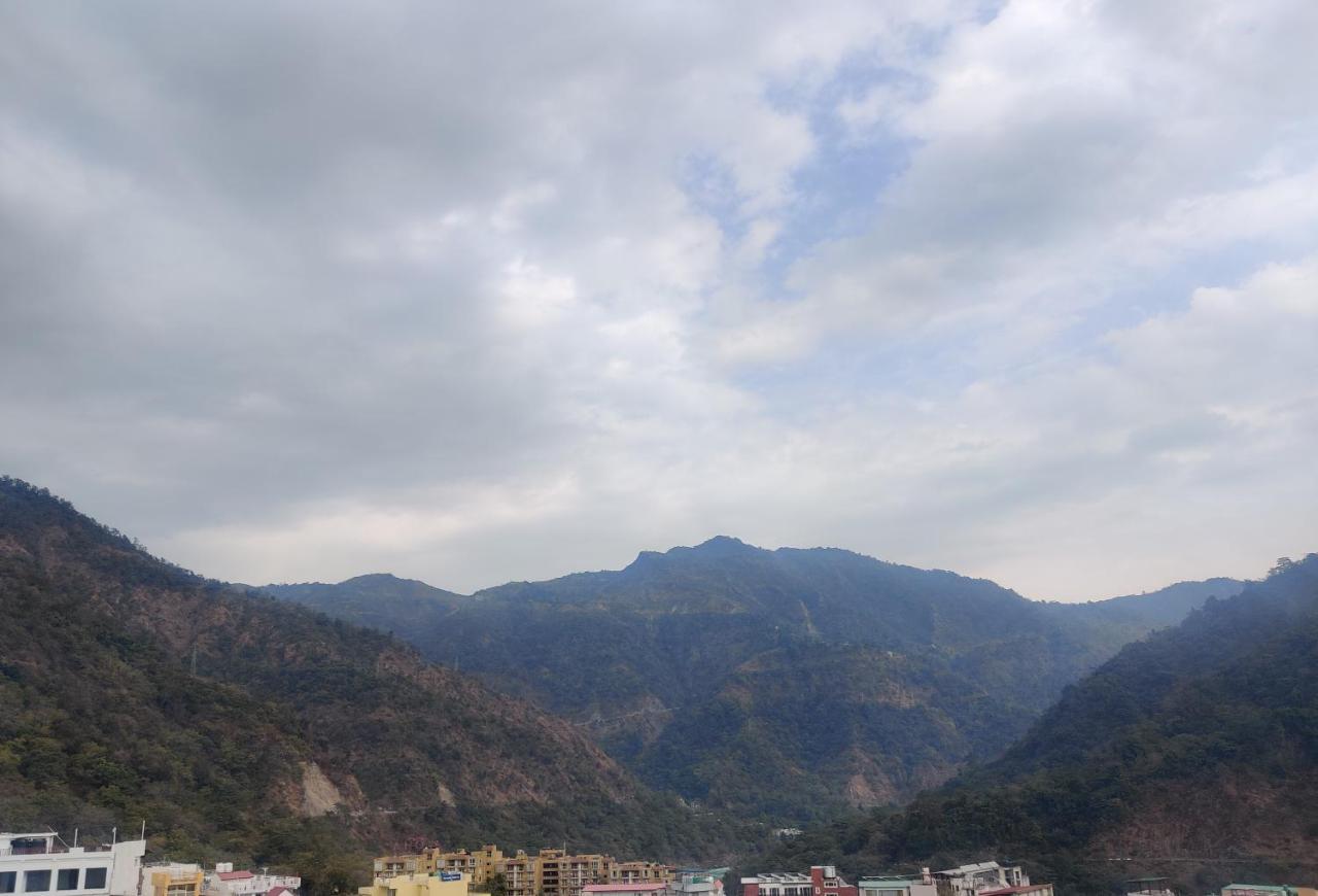 The Sweven Rishikesh Hostel Екстериор снимка