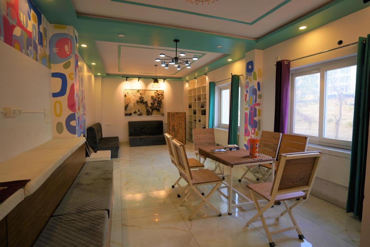 The Sweven Rishikesh Hostel Екстериор снимка