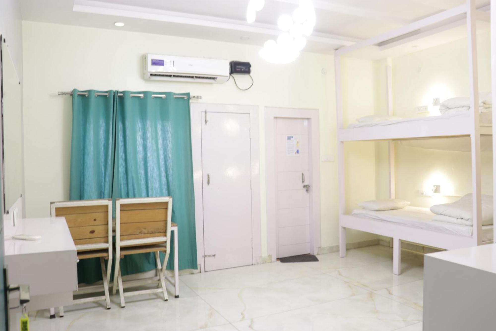 The Sweven Rishikesh Hostel Екстериор снимка
